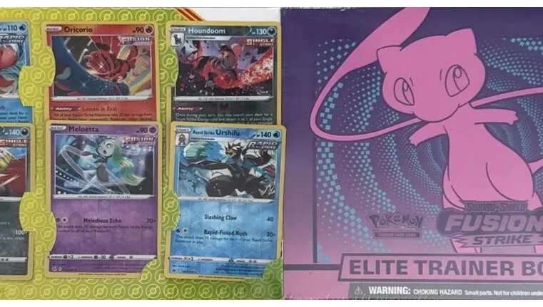 Fusion Strike Elite Trainer Box & 6 Bonus Cards (Sam's Club)